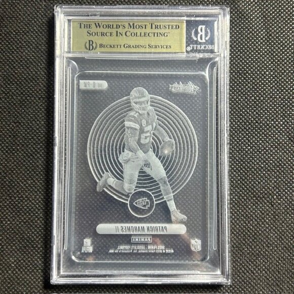 2023 Absolute Glass SSP #44 Patrick Mahomes II BGS 10 PRISTINE Case Hit Chiefs - Picture 2 of 2